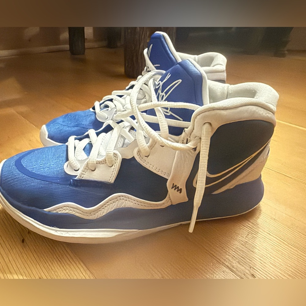 Mens Size 7 Blue White Nike Kyrie Infinity TB Basketball Shoes like new